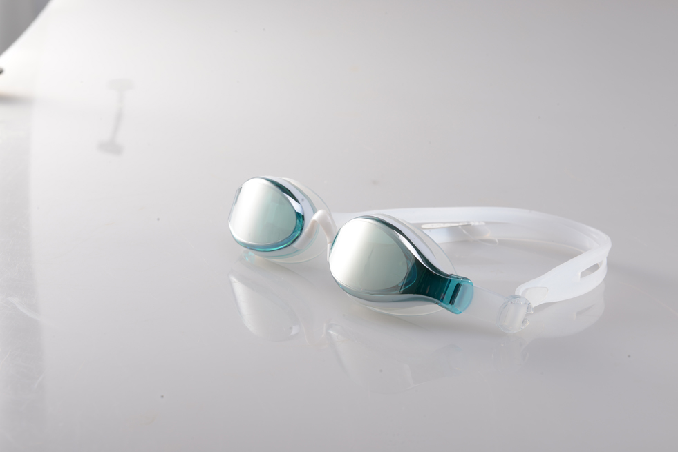Mirror coating swim goggle Mirror coating swim goggle