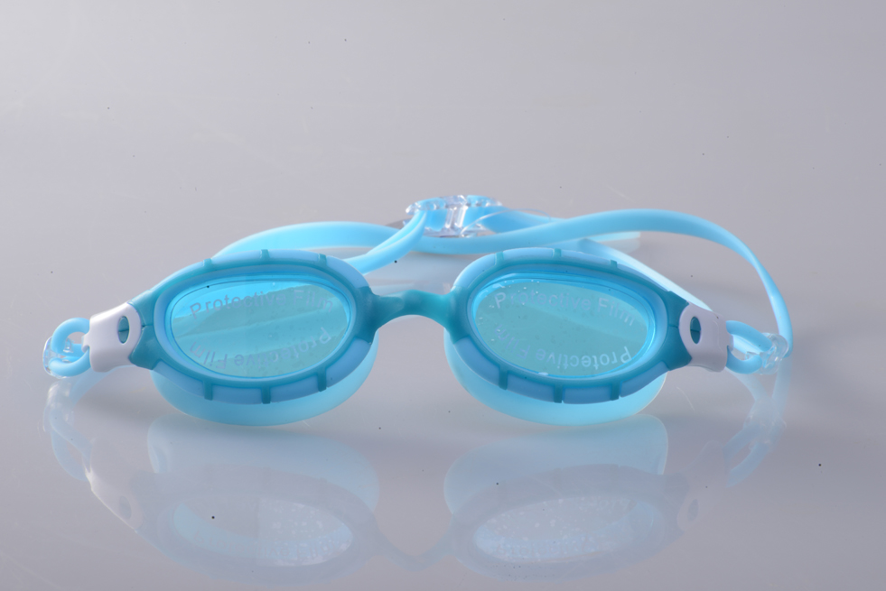 swim goggle