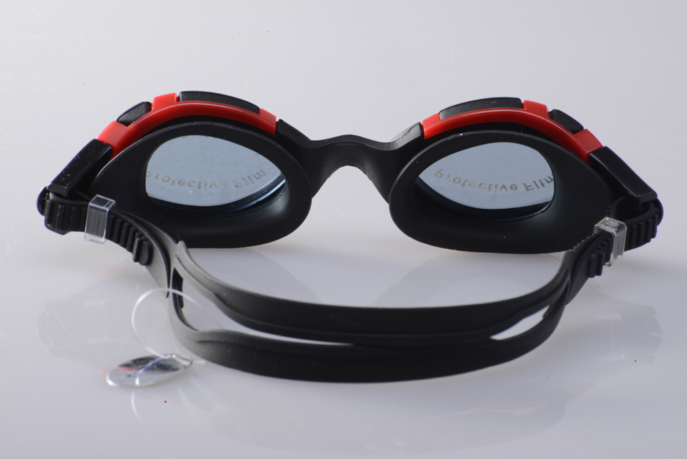 swim goggle