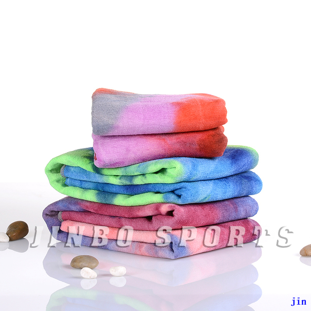 2021 hot sale custom printed sublimation towel with Silicone Dots