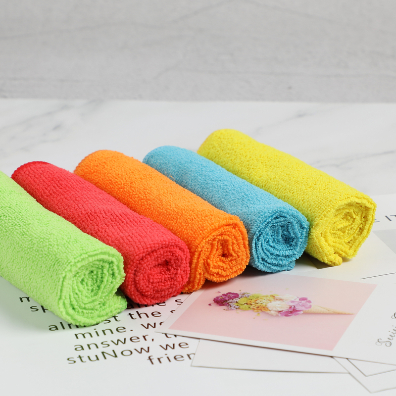 Wholesale Large Microfiber Absorbent Soft Light Weight towels at home or hotel