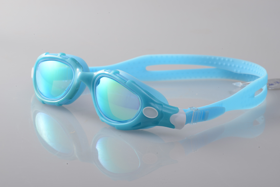 Rainbow coating swim goggle 